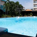 Thien Ha Hotel & Apartment